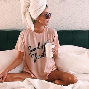 WILDFOX BEVERLY HILLS VACATION T SHIRT